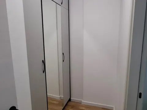 Izdavanje, jednosoban stan, 70m², Stari Aerodrom, Podgorica - image 10