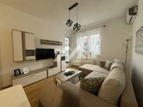 Rent, one bedroom apartment, 37m², Adamovićevo Naselje, Novi Sad Sve Podlokacije - image 2