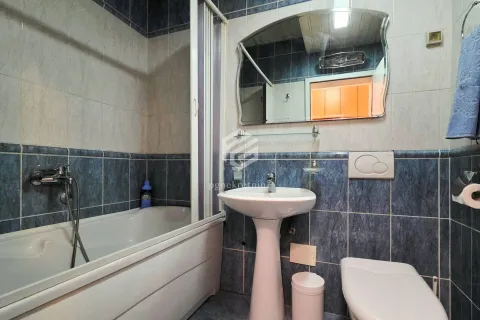 Rent, two bedroom apartment, 76m², Centar, Podgorica - image 14