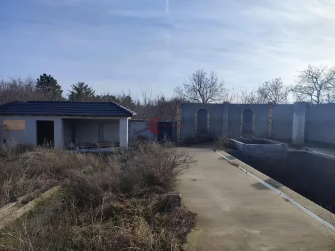 Prodaja, kuća, 180m², Zorka, Subotica - image 6