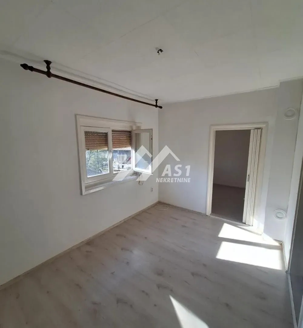 Prodaja, jednosoban stan, 29m², Podbara, Novi Sad Sve Podlokacije