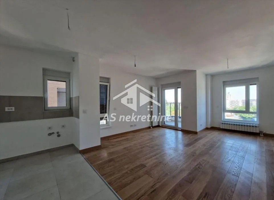 Rent, three bedroom apartment, 84m², Novi Beograd Blok 65, Novi Beograd Sve Podlokacije