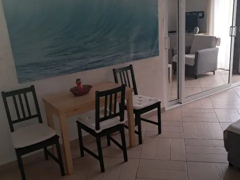 Izdavanje, jednosoban stan, 40m², Budva, Crna Gora - image 3