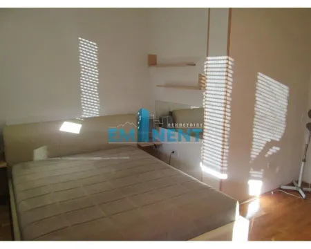 Rent, two bedroom apartment, 83m², Vračar Sve Podlokacije, Beograd - image 10