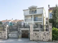 Sale, house, 300m², Zabjelo, Podgorica - image 1