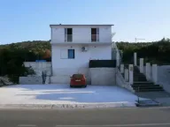 Prodaja, petosoban stan, 84m2, Bogišići, Tivat
