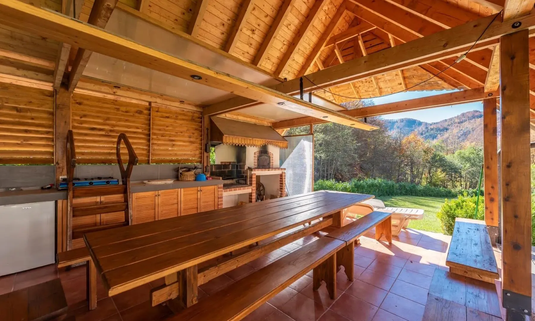 Prodaja, kuća, 550m², Podgorica, Crna Gora
