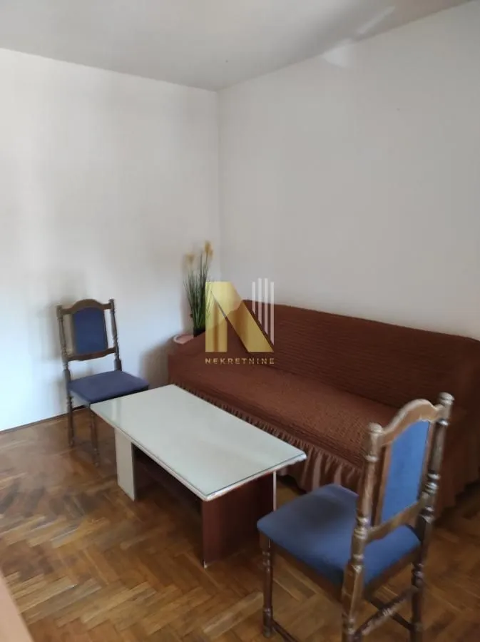 Izdavanje, jednosoban stan, 35m², Rotkvarija, Novi Sad Sve Podlokacije
