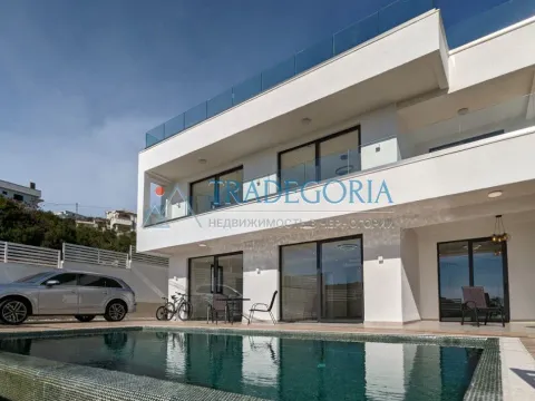Prodaja, kuća, 365m², Utjeha, Ulcinj