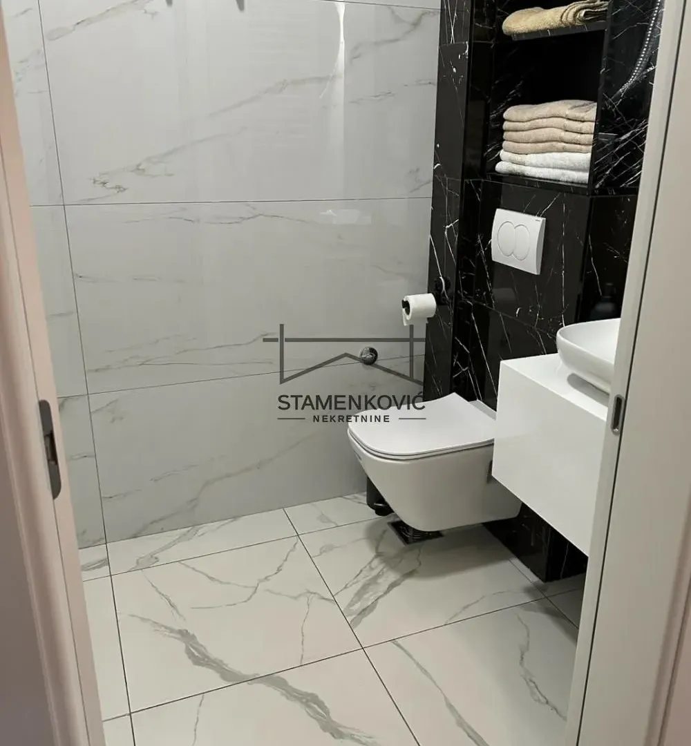 Prodaja, jednosoban stan, 42m², Petrovaradin, Novi Sad