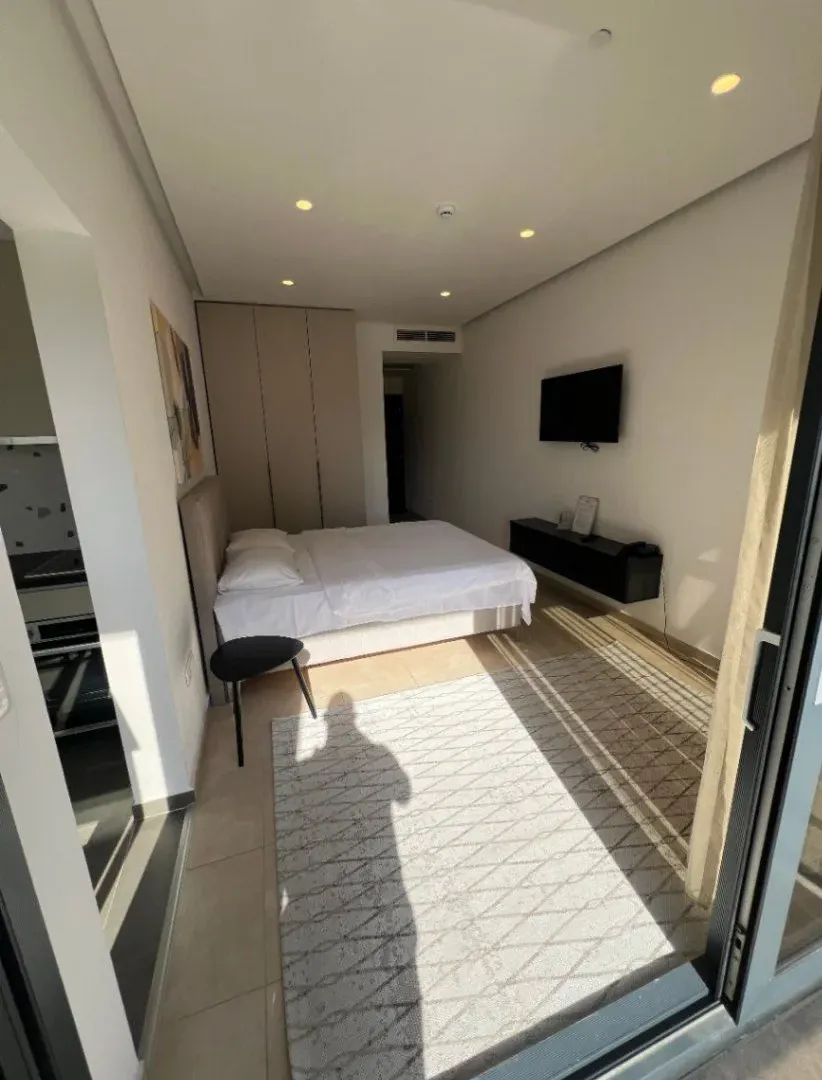 Rent, studio apartment, 32m², Soho City, Bar