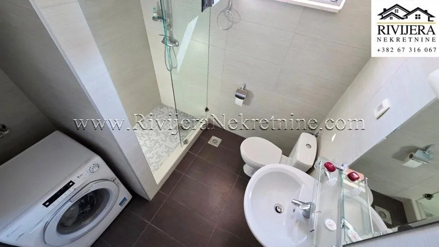 Prodaja, dvosoban stan, 71m², Đenovići, Herceg Novi