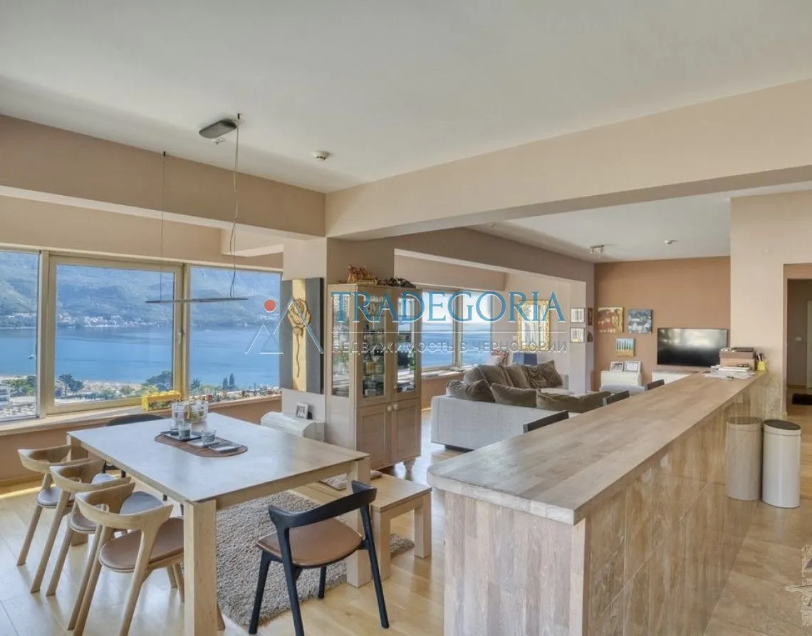 Prodaja, trosoban stan, 167m², Budva, Crna Gora