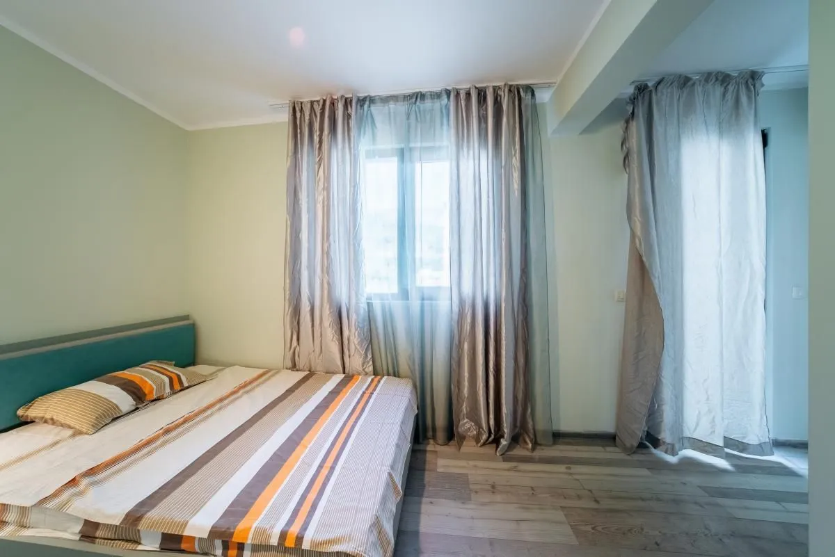 Prodaja, trosoban stan, 234m², Bečići, Budva