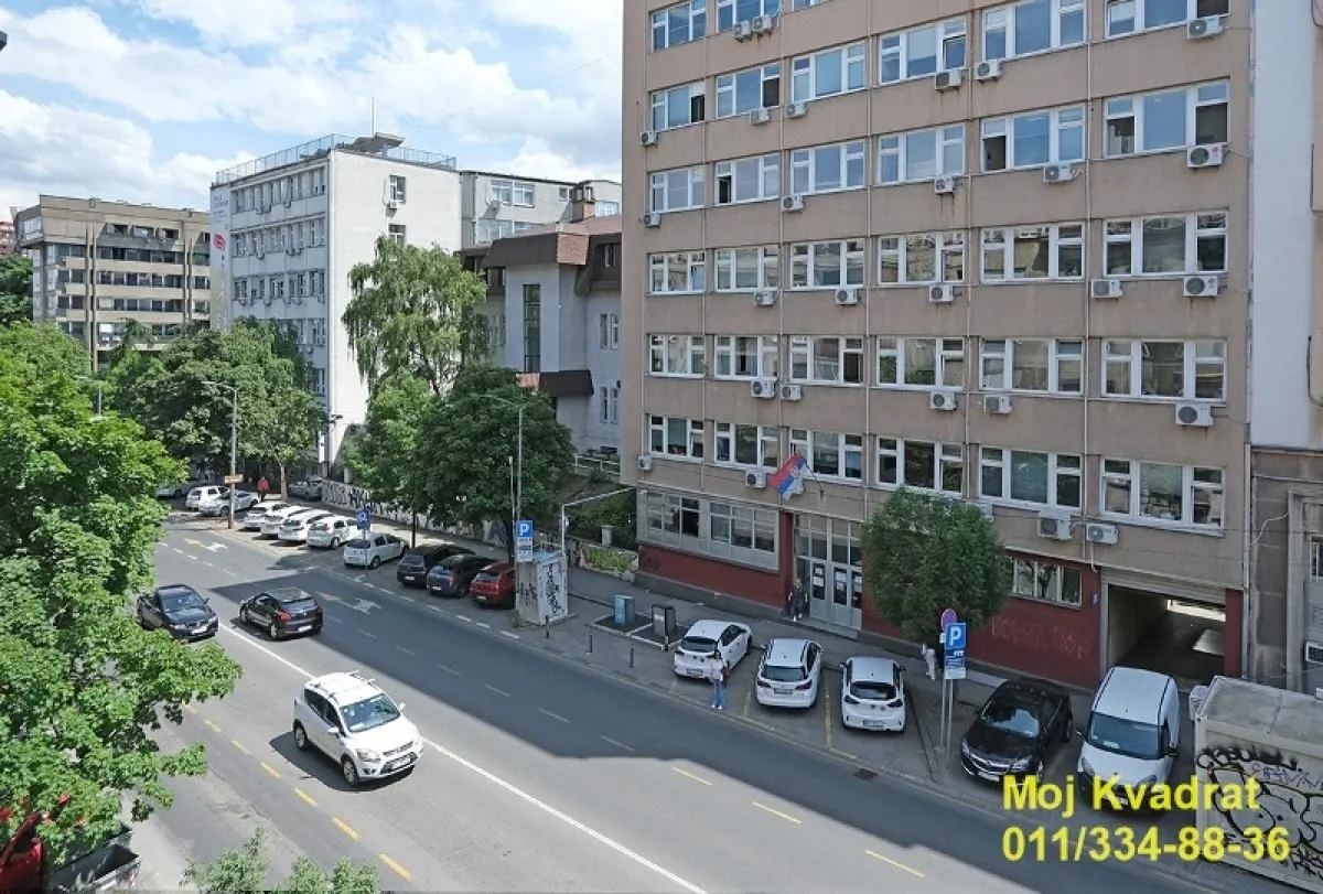 Prodaja, trosoban stan, 79m², Stari Grad, Beograd