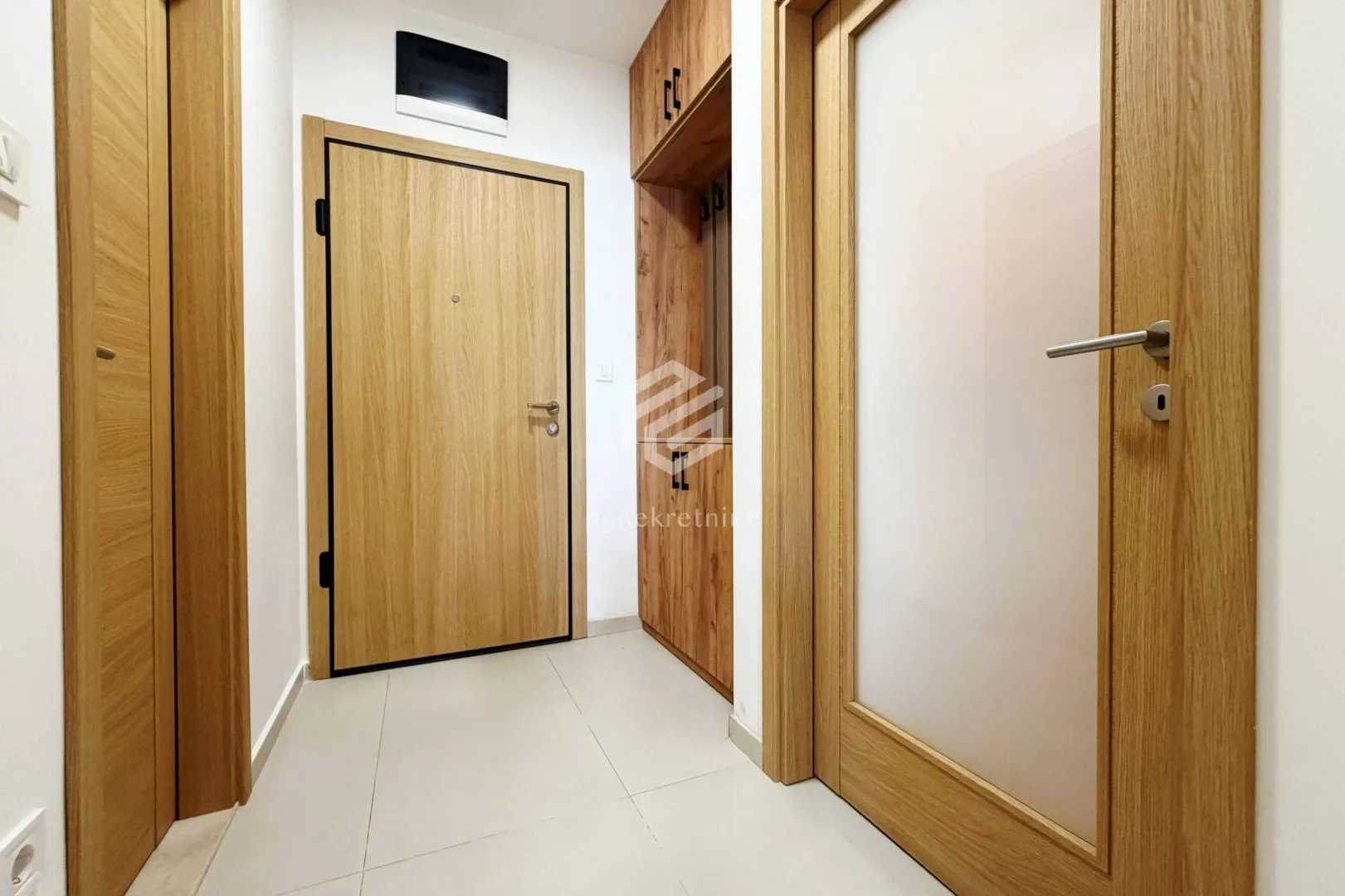 Izdavanje, jednosoban stan, 47m², City Kvart, Podgorica