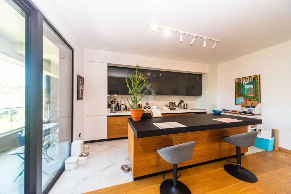 Sale, three bedroom apartment, 142m², Gorica C, Podgorica