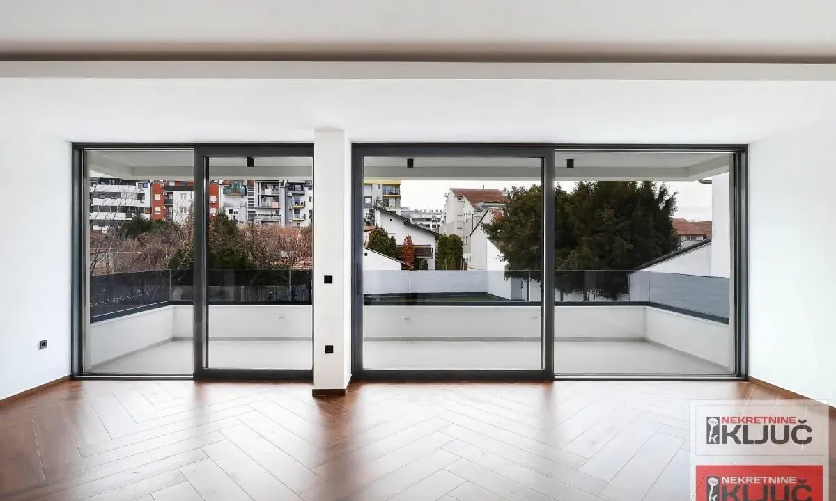 Sale, four bedroom apartment, 103m², Novo naselje, Novi Sad