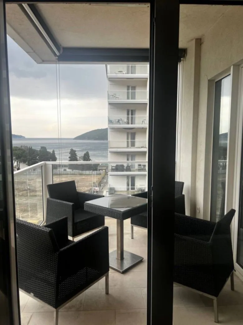 Sale, three bedroom apartment, 104m², Tre Canne, Budva