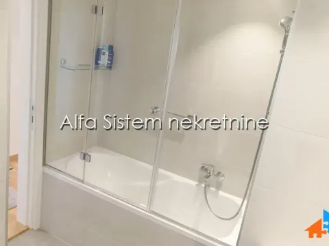 Rent, four bedroom apartment, 90m², Savski Venac, Beograd - image 13