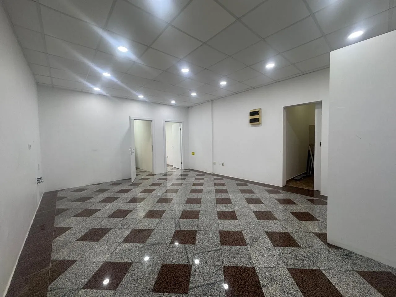 Sale, office space, 52m², Seljanovo, Tivat