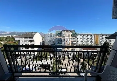 Izdavanje, četvorosoban stan, 136m², Pobrežje, Podgorica - image 5