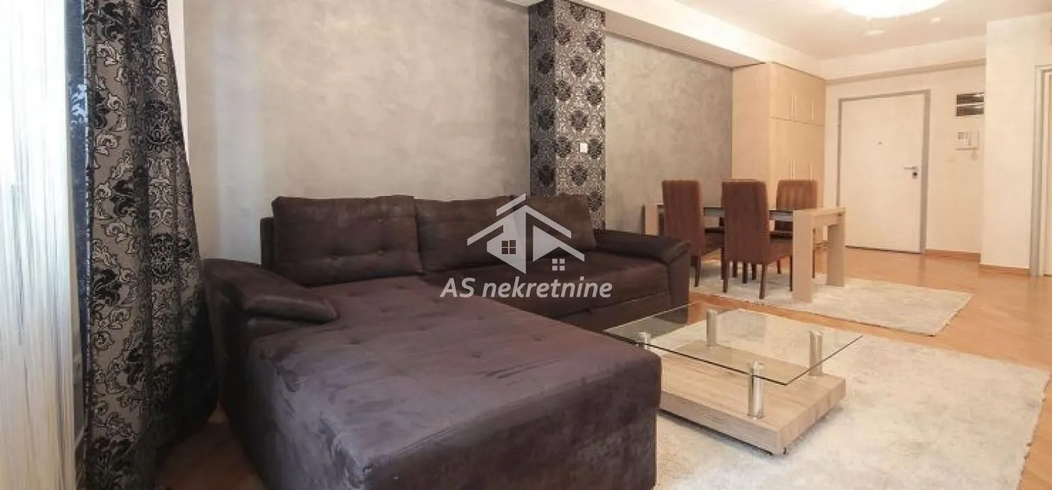 Rent, three bedroom apartment, 89m², Stari Grad, Beograd