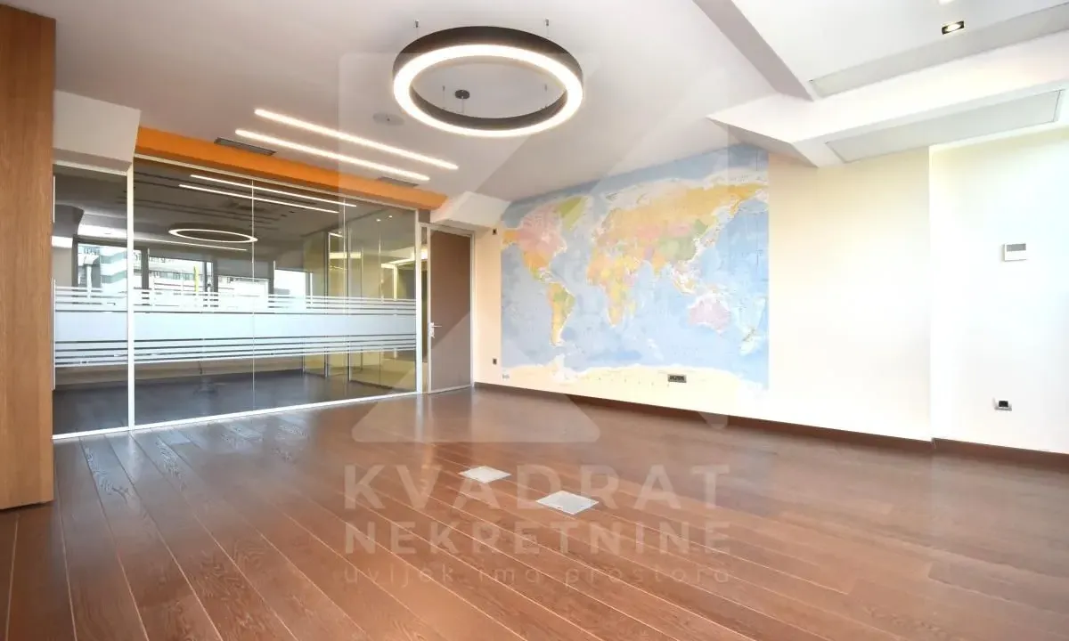 Rent, office space, 391m², Preko Morače, Podgorica