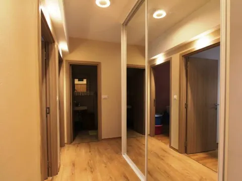 Sale, two bedroom apartment, 88m², Budva, Crna Gora - image 11