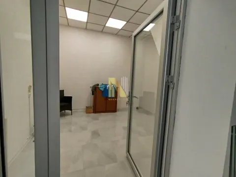 Rent, office space, 160m², Centar, Novi Sad - image 49