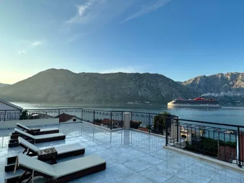 Sale, hospitality venue, 440m², Prčanj, Kotor