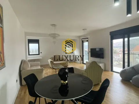 Rent, two bedroom apartment, 120m², Dalmatinska ulica, Podgorica - image 9