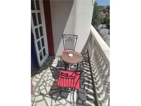 Izdavanje, kuća, 91m², Niš, Srbija - image 2