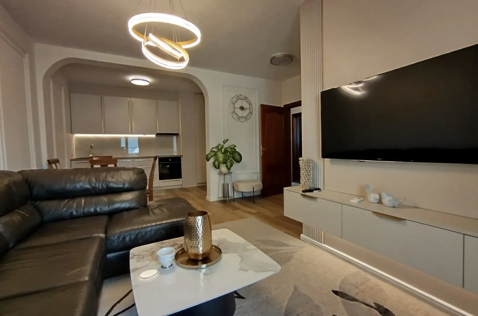 Prodaja, stan, 72m², Vezirov Most, Podgorica