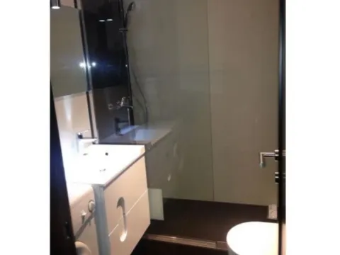 Izdavanje, jednosoban stan, 52m², Centar, Podgorica - image 6