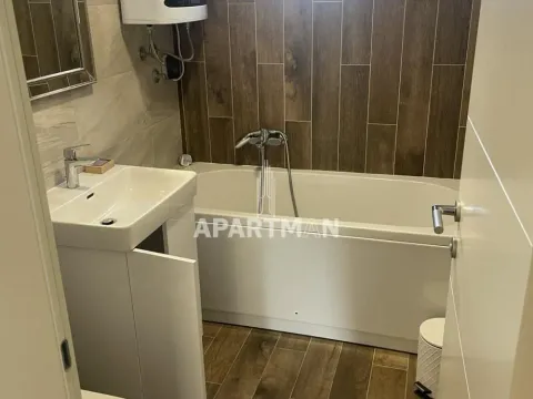 Rent, four bedroom apartment, 78m², Tašmajdan, Palilula Sve Podlokacije - image 9