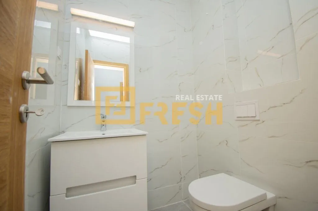 Rent, four bedroom apartment, 150m², Centar, Podgorica