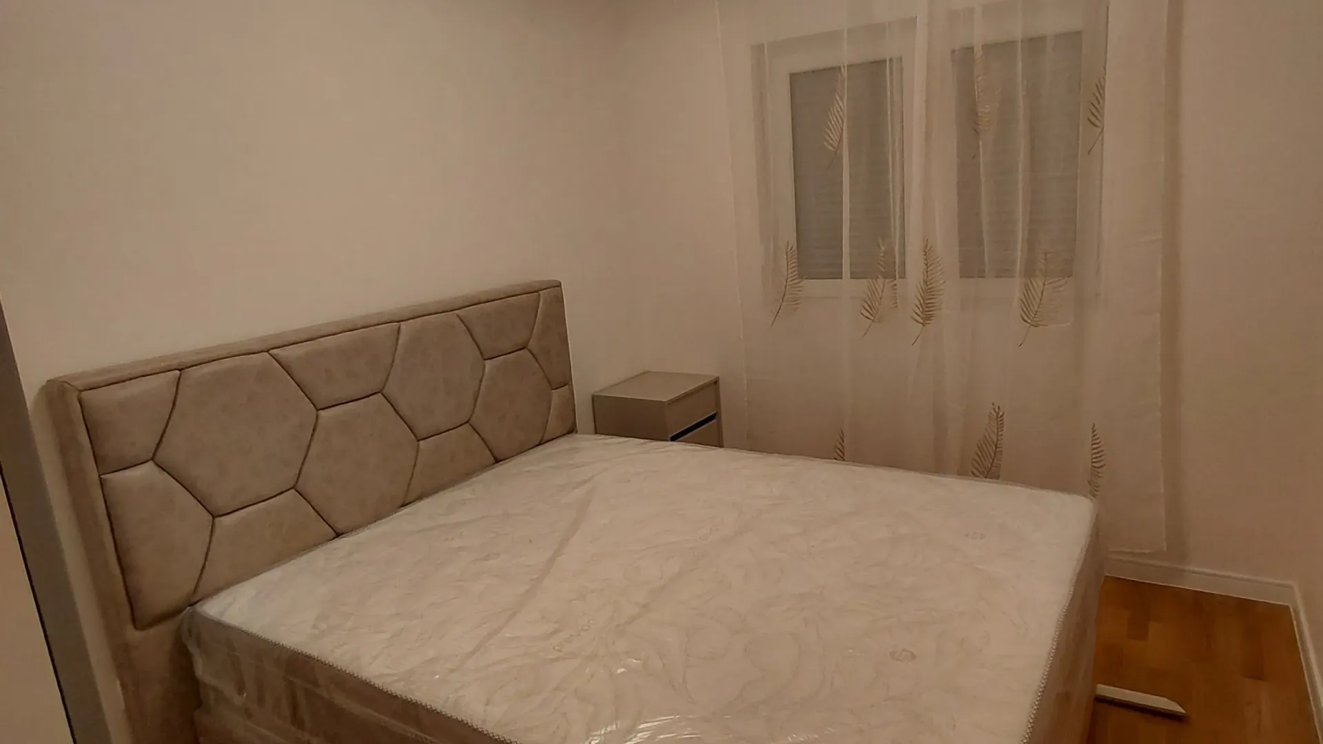 Rent, one bedroom apartment, 40m², Pobrežje, Podgorica