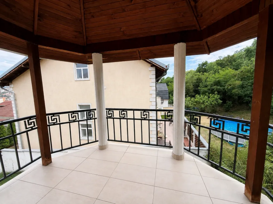 Rent, house, 240m², Zvezdarska Šuma, Zvezdara Sve Podlokacije