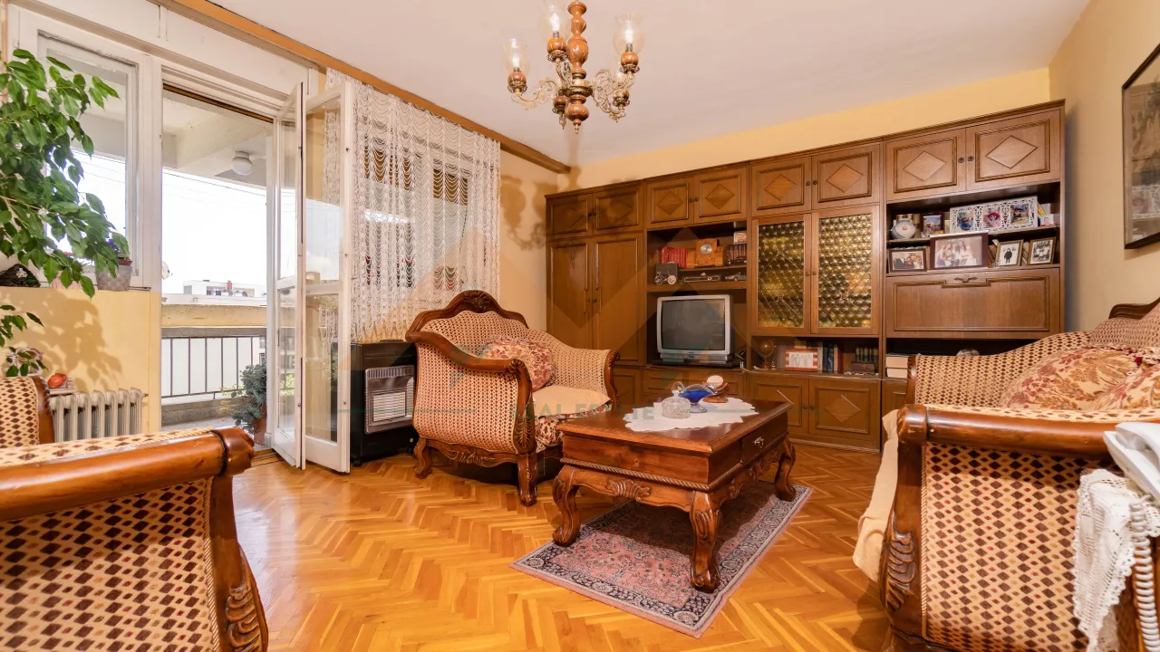 Prodaja, trosoban stan, 100m², Gintaš, Podgorica