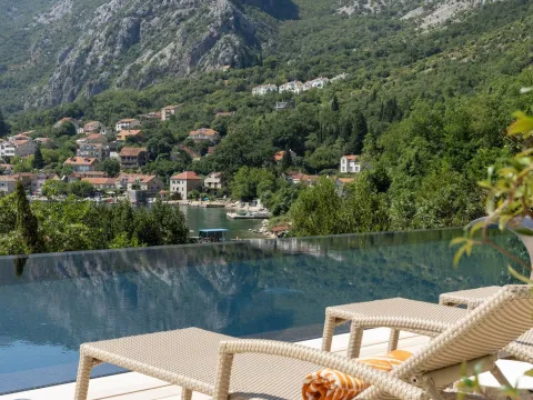 Prodaja, kuća, 526m², Orahovac, Kotor - image 44