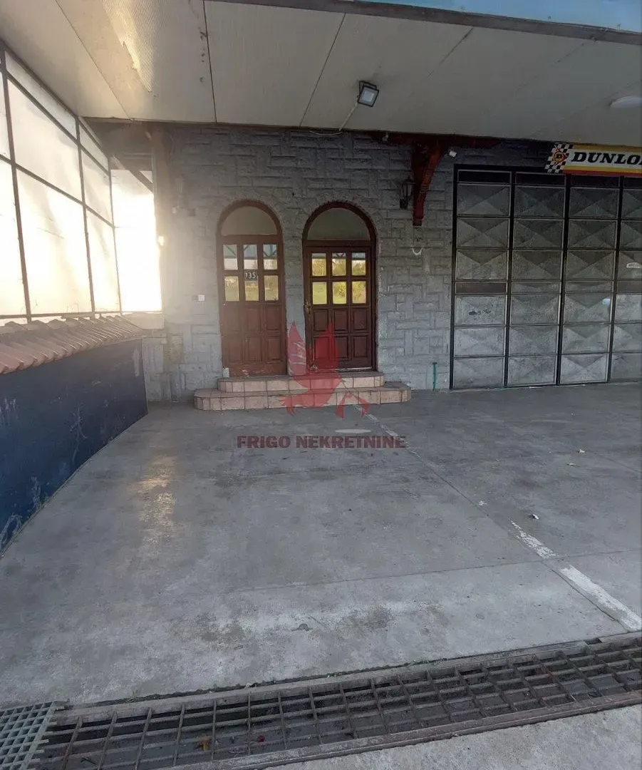 Prodaja, kuća, 997m², Rabrovac, Mladenovac