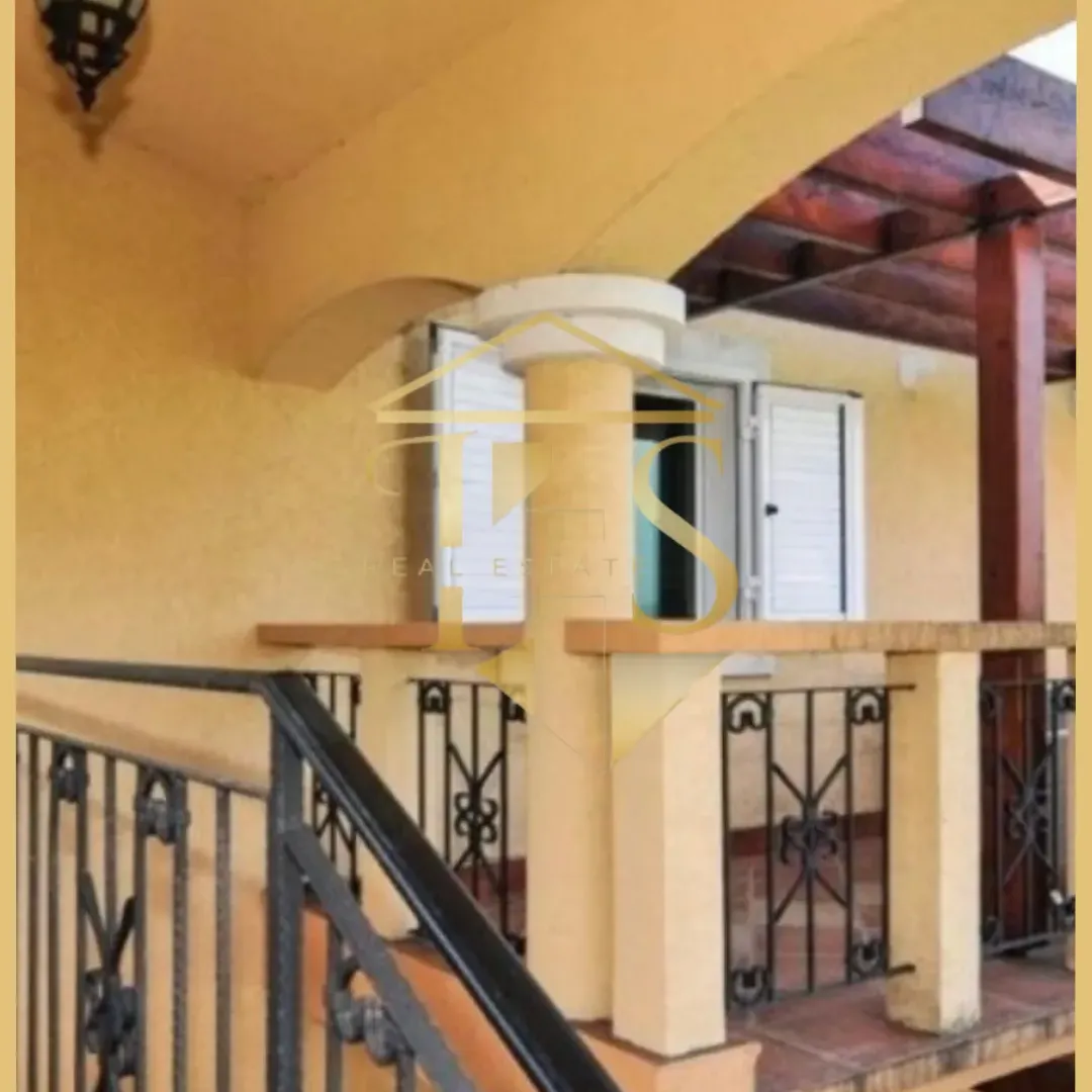 Izdavanje, jednosoban stan, 118m², Mrčevac, Tivat