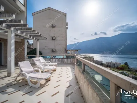 Sale, one bedroom apartment, 56m², Dobrota, Kotor - image 22