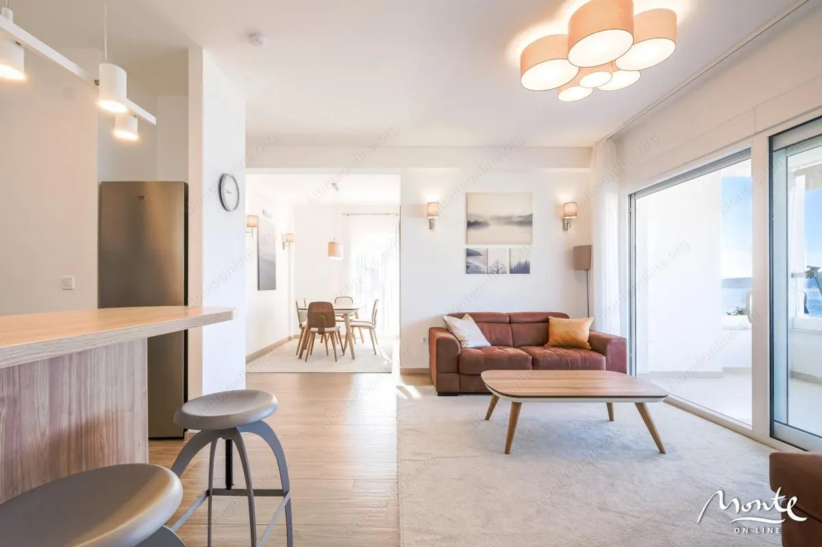 Prodaja, dvosoban stan, 66m², Tivat, Crna Gora