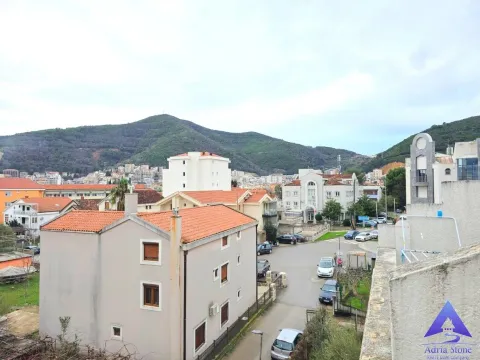 Sale, two bedroom apartment, 64m², Centar, Budva - image 4