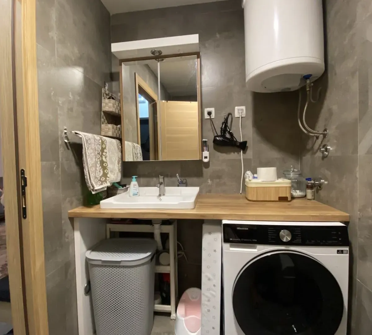 Izdavanje, jednosoban stan, 47m², Pobrežje, Podgorica