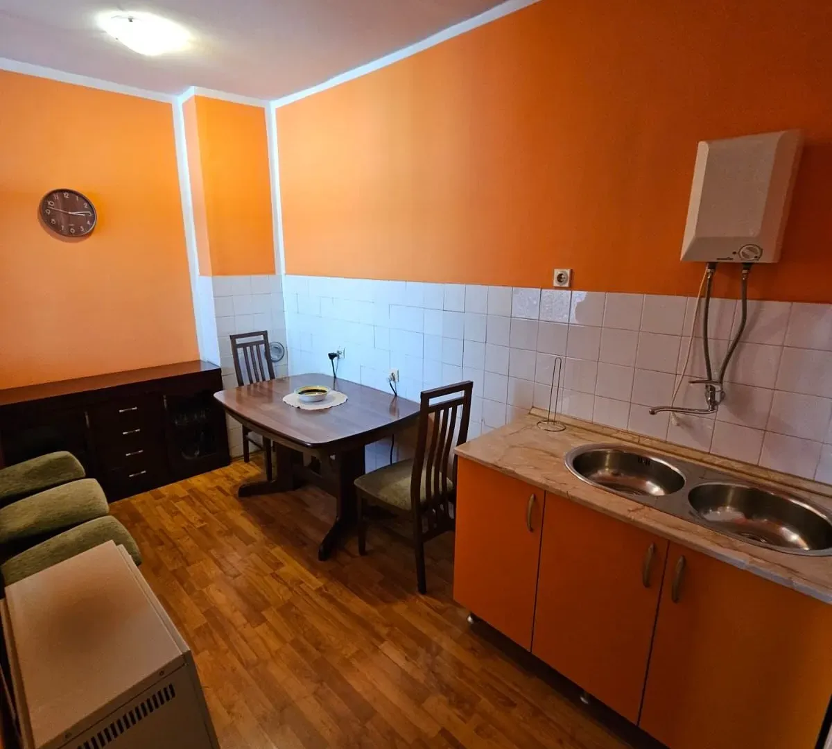 Prodaja, jednosoban stan, 48m², Gintaš, Podgorica