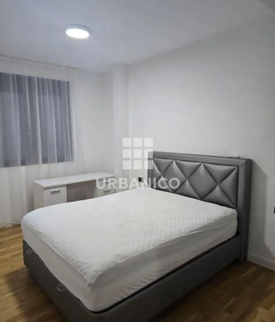 Izdavanje, trosoban stan, 130m², Preko Morače, Podgorica