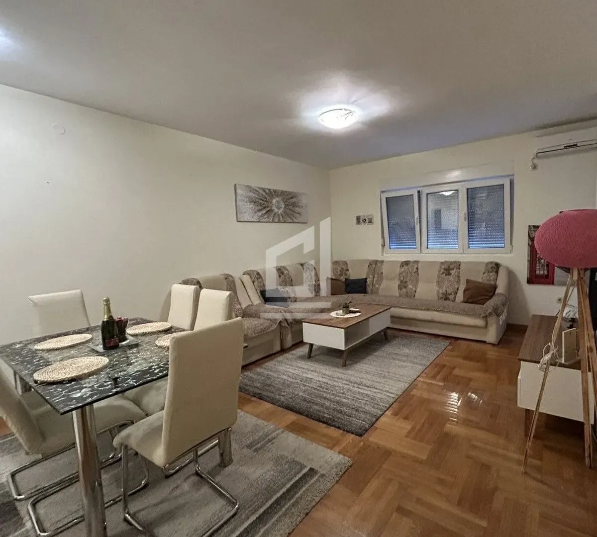 Izdavanje, jednosoban stan, 51m², Tuški Put, Podgorica